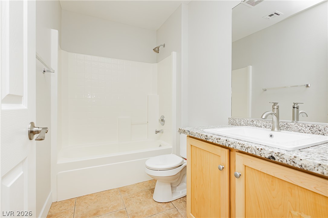 5657 Harbour Pointe Avenue Property Photo 17