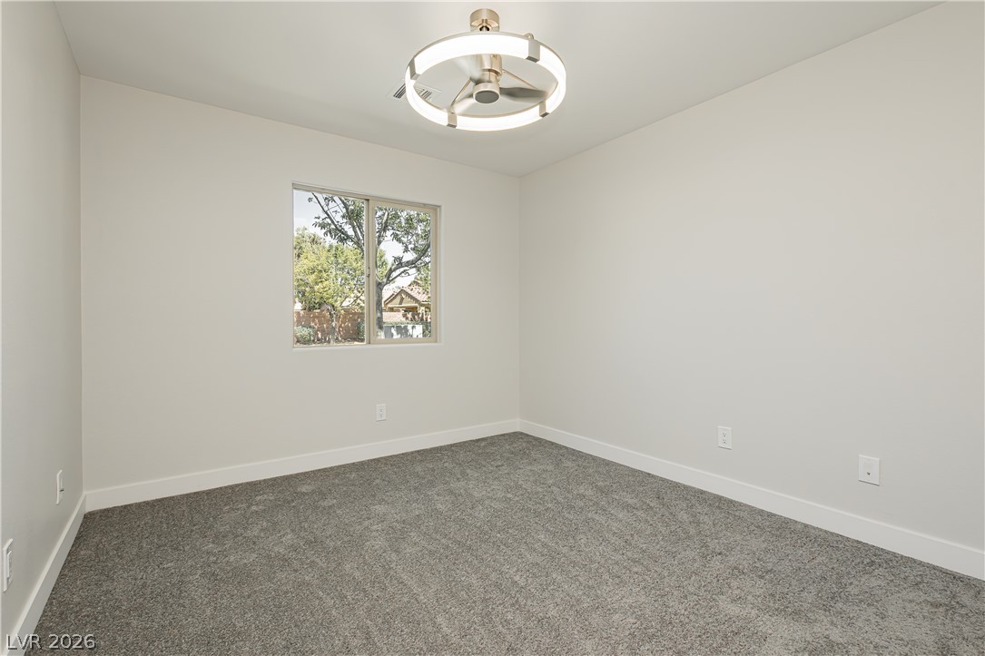 5657 Harbour Pointe Avenue Property Photo 20