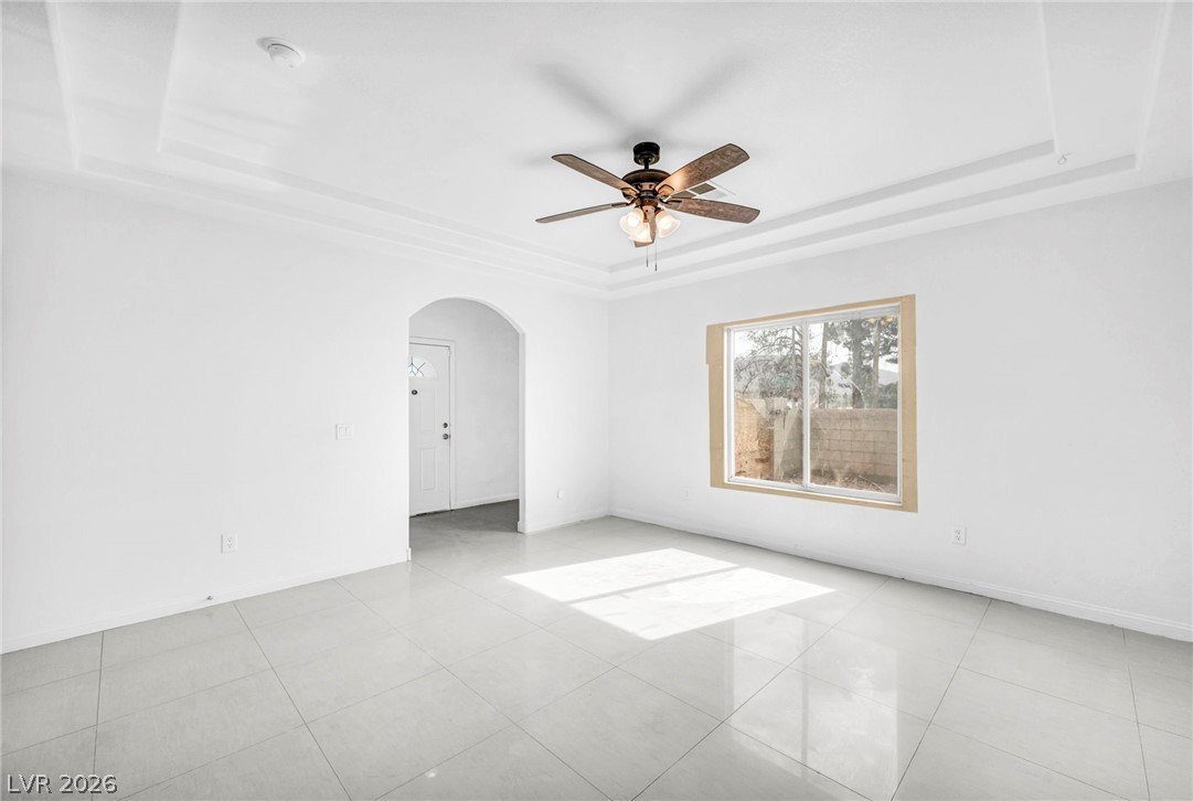 4895 East Baltimore Avenue Property Photo 2