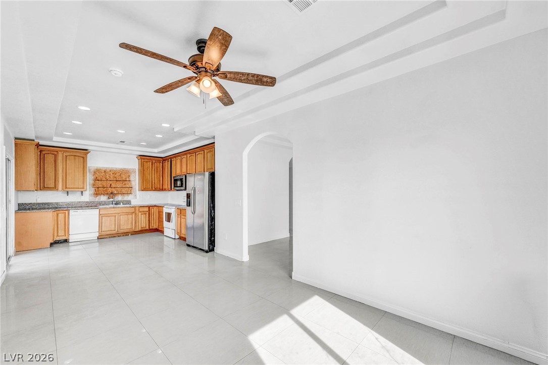 4895 East Baltimore Avenue Property Photo 6