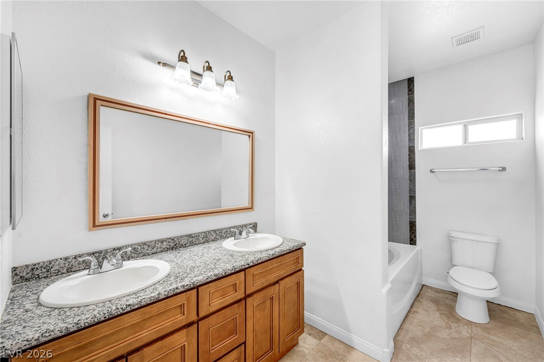 4895 East Baltimore Avenue Property Photo 16