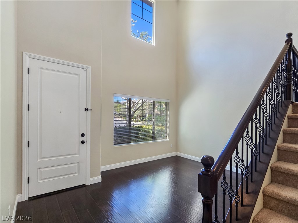 10667 Harvest Green Way Property Photo 4