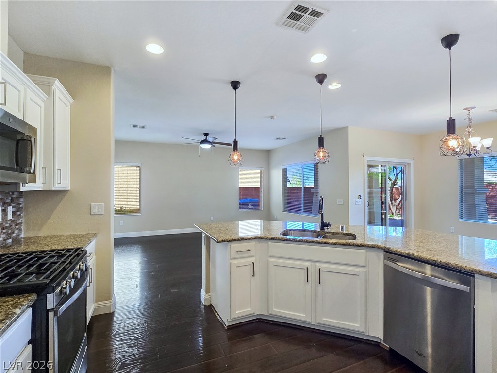 10667 Harvest Green Way Property Photo 15