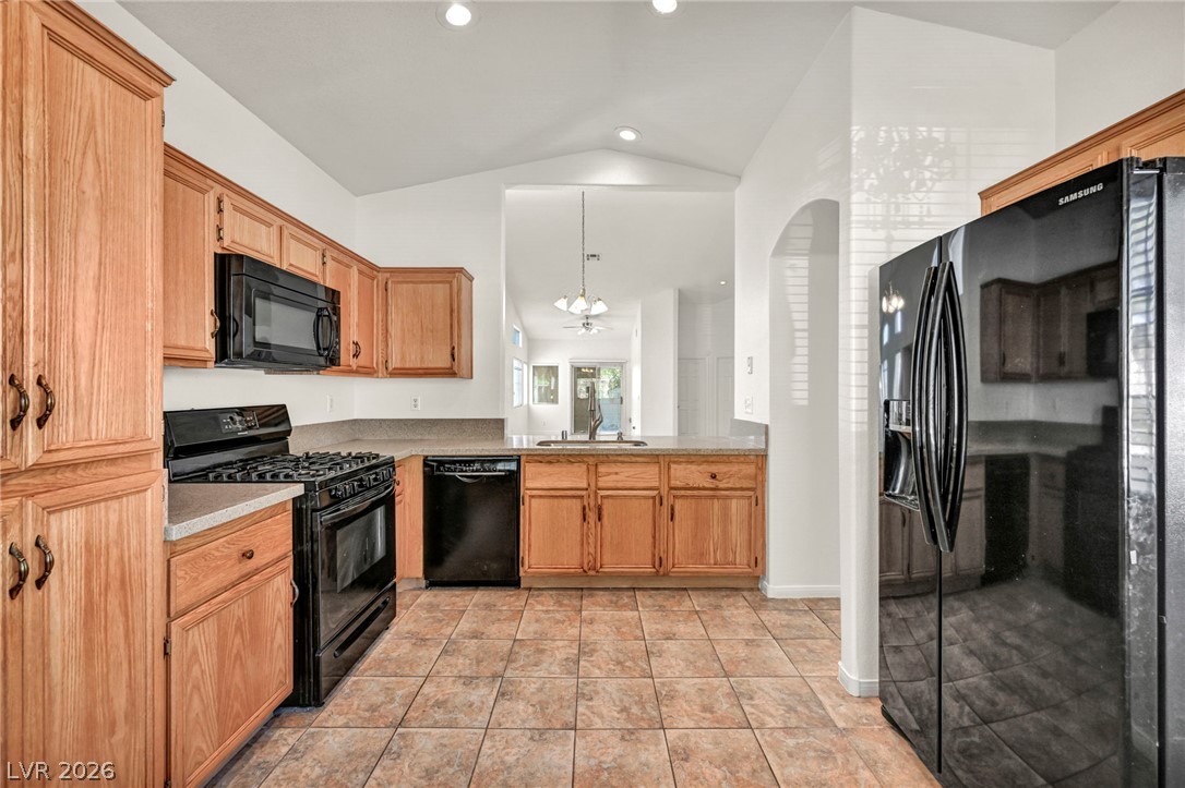1745 Lily Pond Circle Property Photo 10