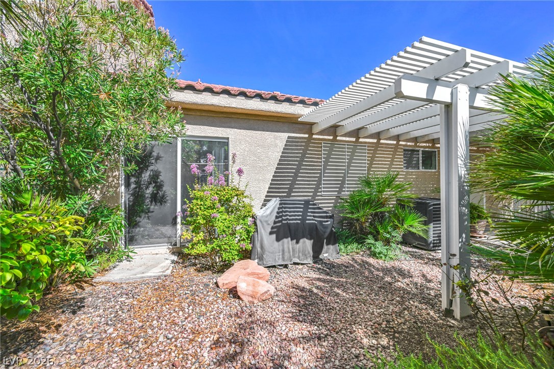 1745 Lily Pond Circle Property Photo 30