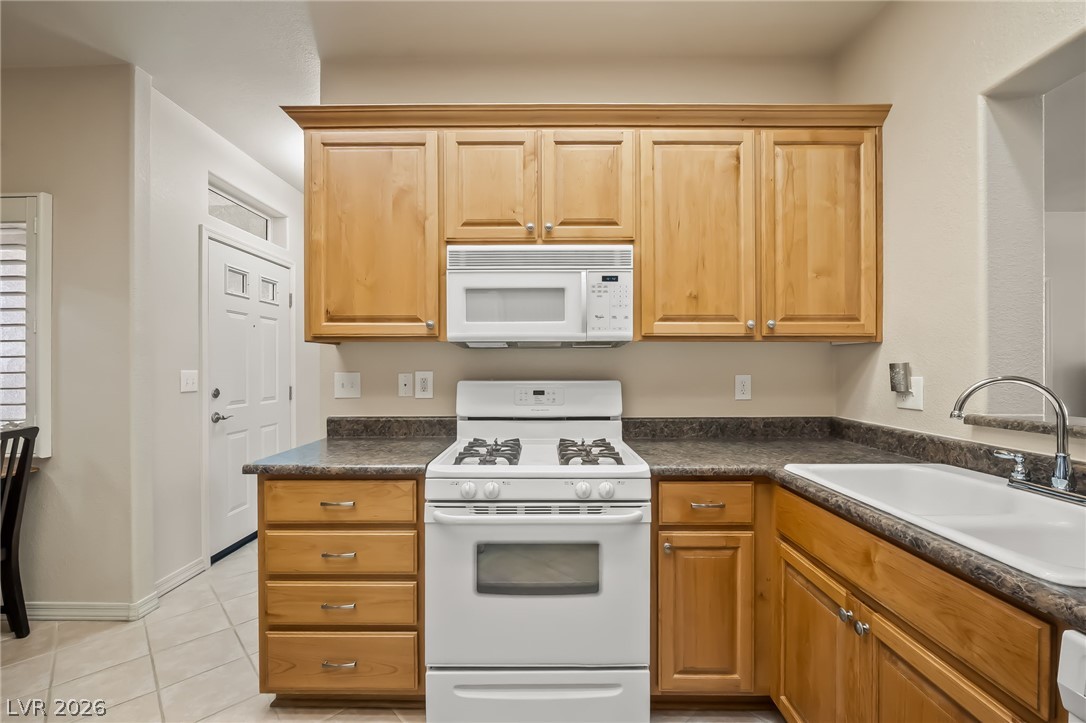 2235 Canyon Song Avenue Property Photo 19