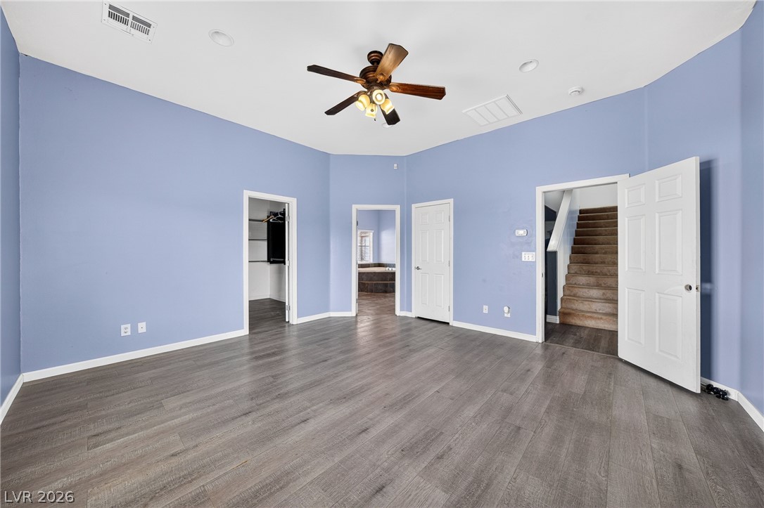 580 East Hickory Street Property Photo 17