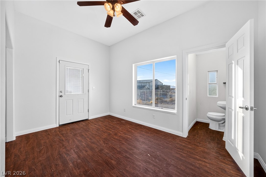 580 East Hickory Street Property Photo 29