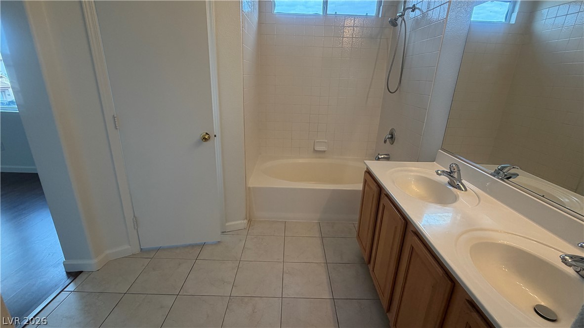 5328 Desert Columbine Court Property Photo 5