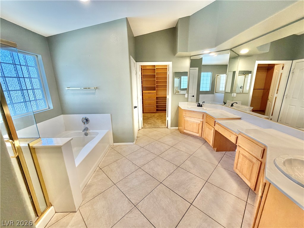 8832 Egyptian Avenue Property Photo 21