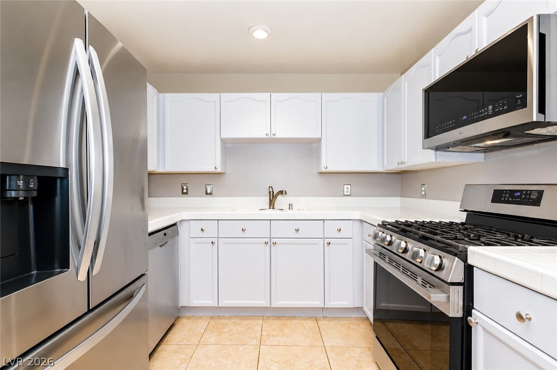 400 Amber Pine Street 106 Property Photo 35