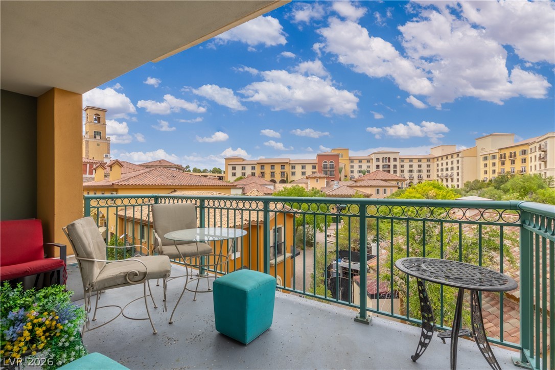 30 Strada Di Villaggio 203 Property Photo 23