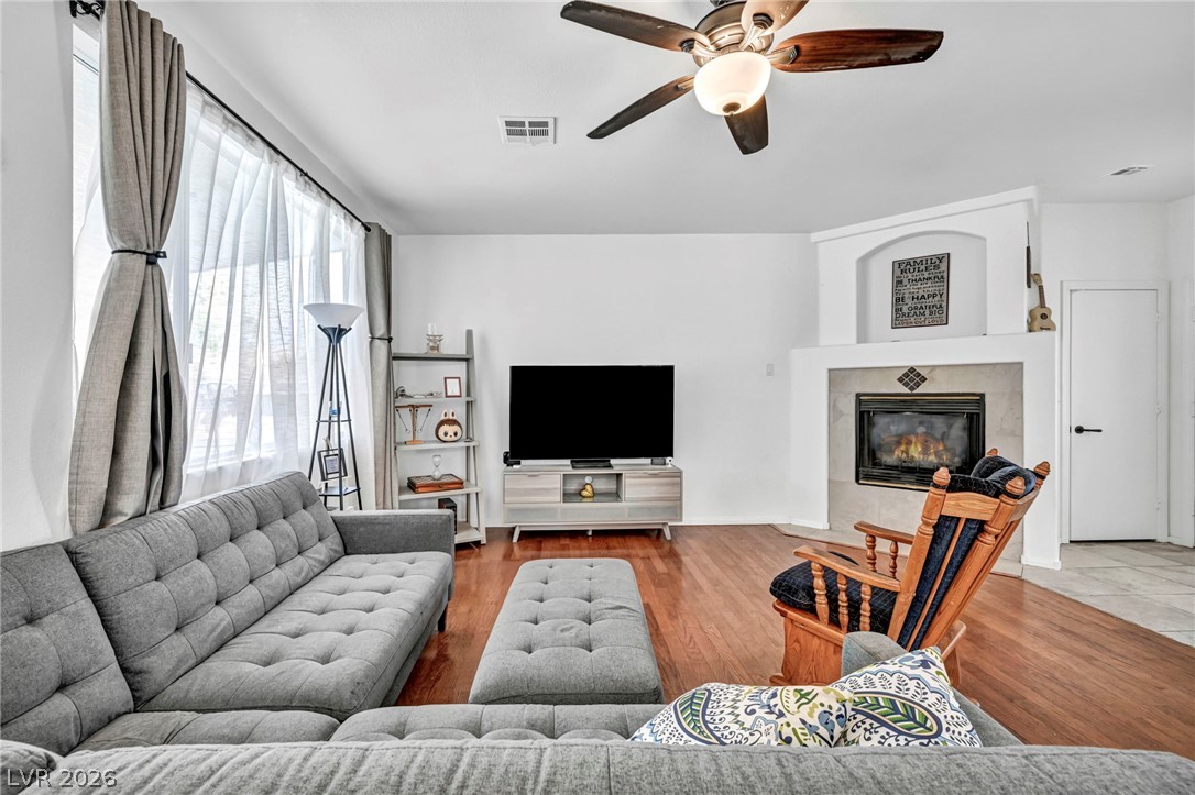 10052 Lemon Valley Avenue Property Photo 10