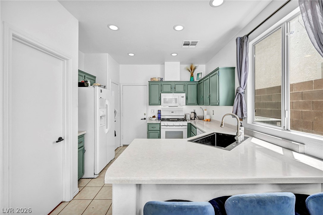10052 Lemon Valley Avenue Property Photo 17
