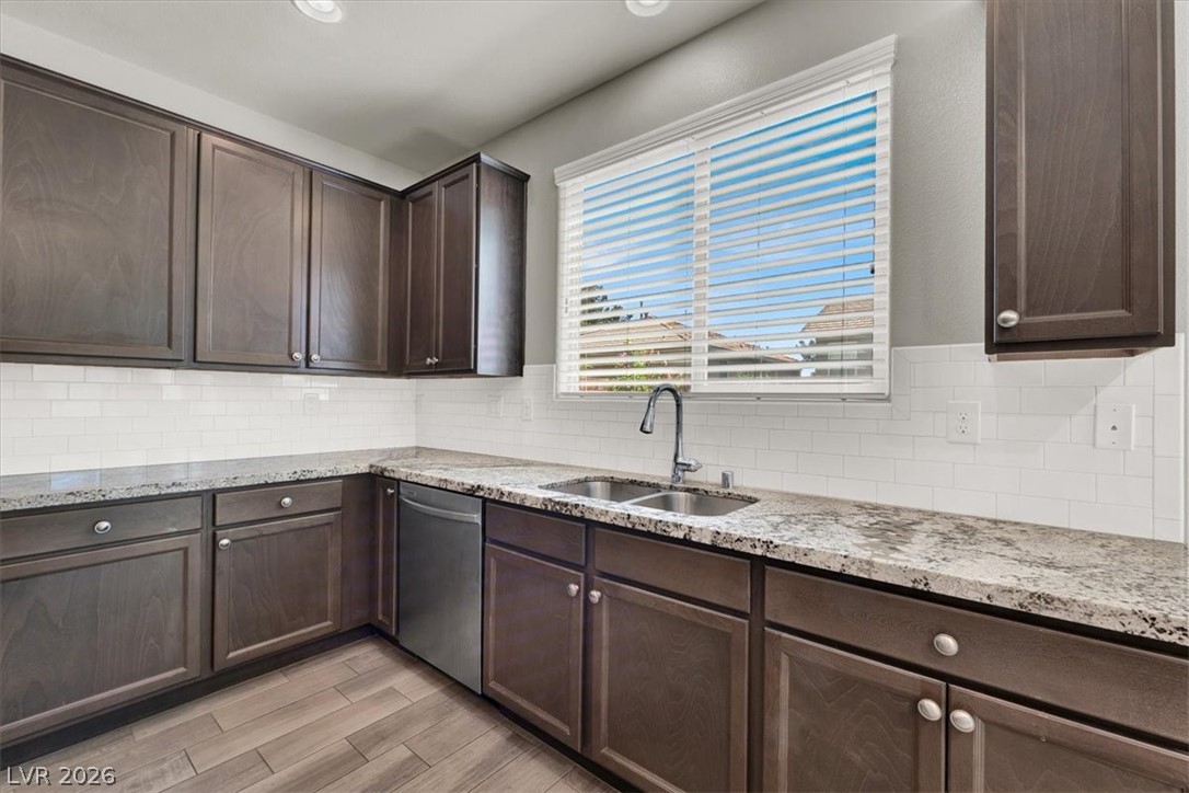 10521 Sparks Summit Lane Property Photo 15