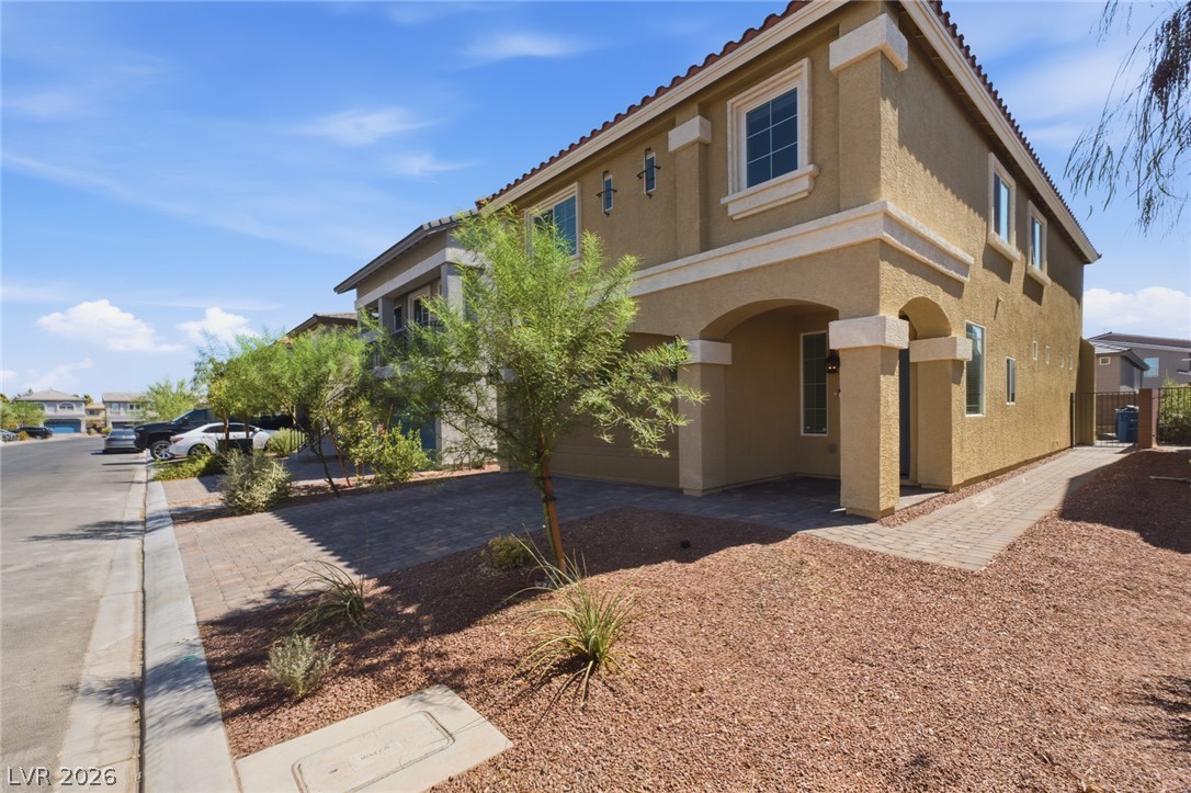 7780 Tyrell Peaks Street Property Photo 3