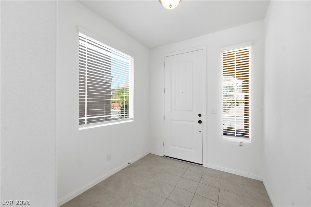 7780 Tyrell Peaks Street Property Photo 6