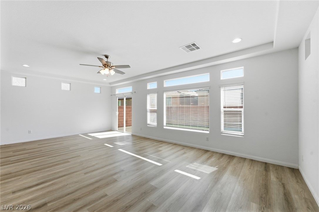 7780 Tyrell Peaks Street Property Photo 18