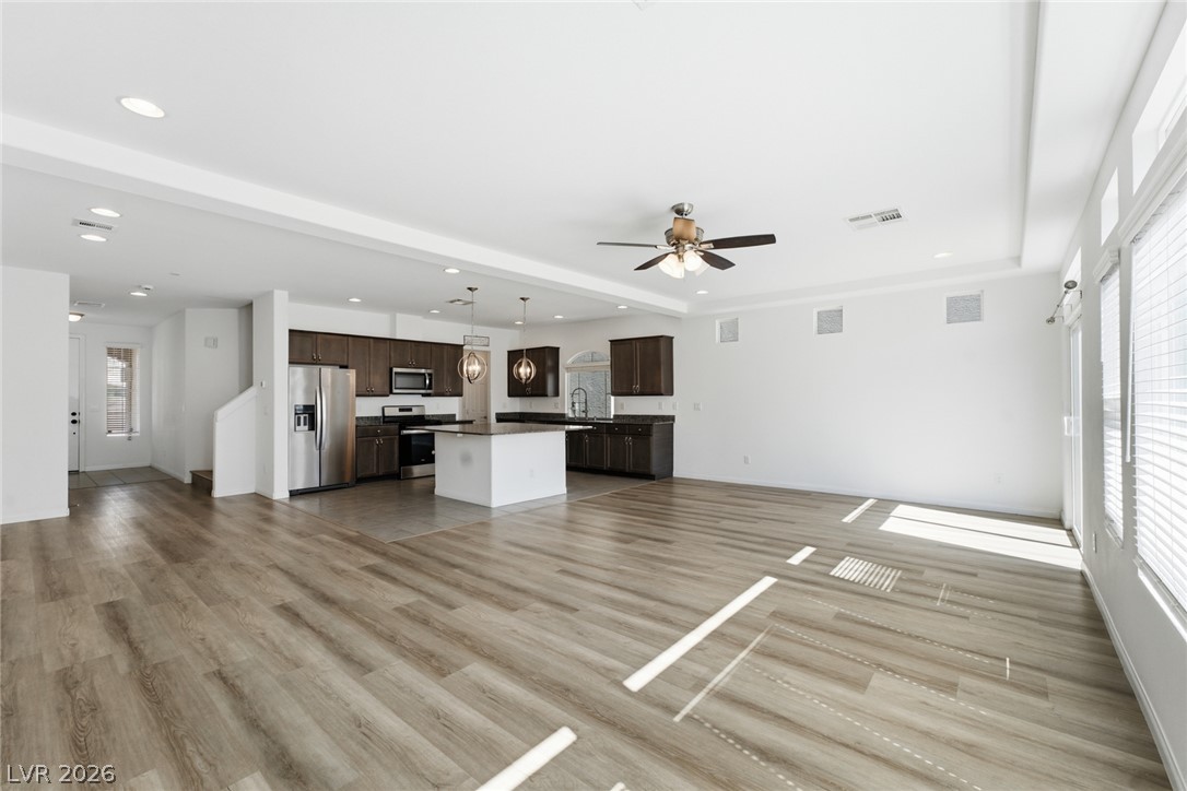 7780 Tyrell Peaks Street Property Photo 20