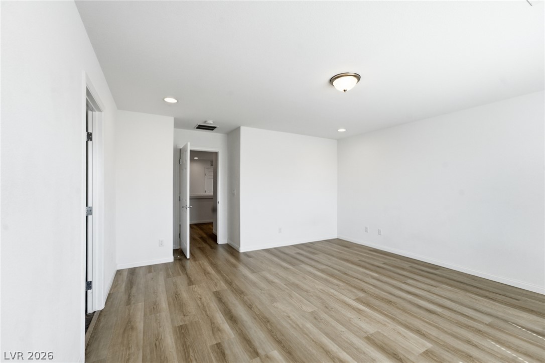 7780 Tyrell Peaks Street Property Photo 32