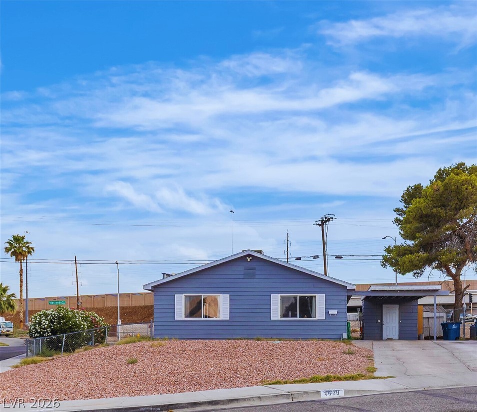 4629 San Circle Property Photo 2
