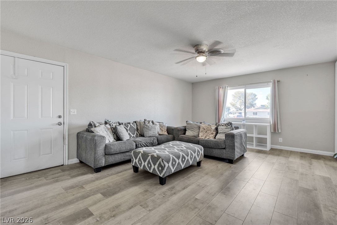 4629 San Circle Property Photo 5
