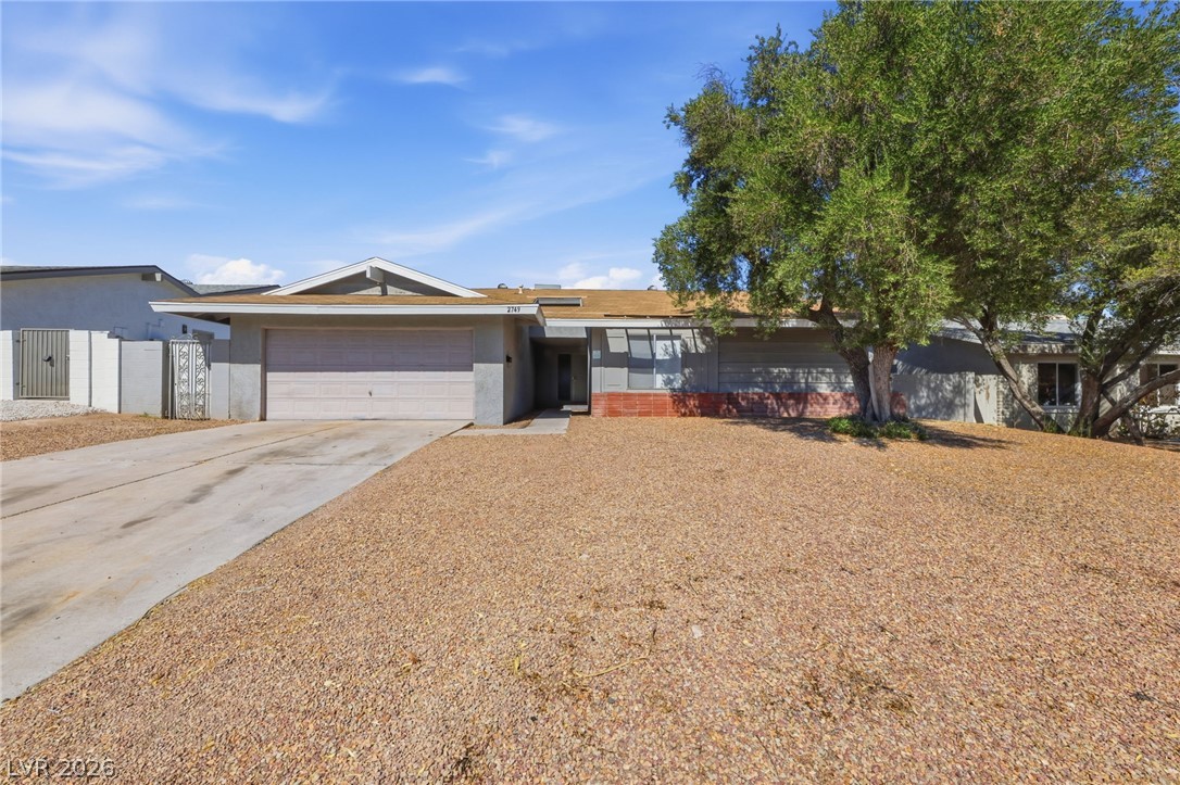 2749 Long Court