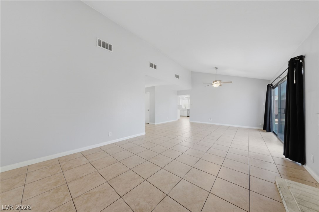 2749 Long Court Property Photo 7