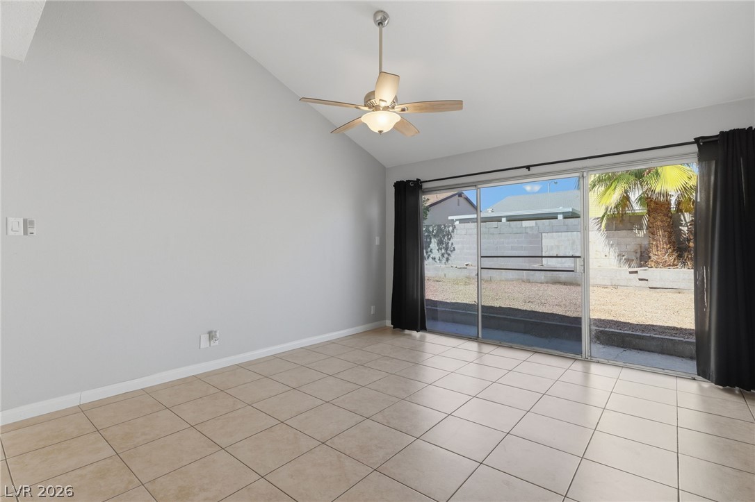 2749 Long Court Property Photo 8