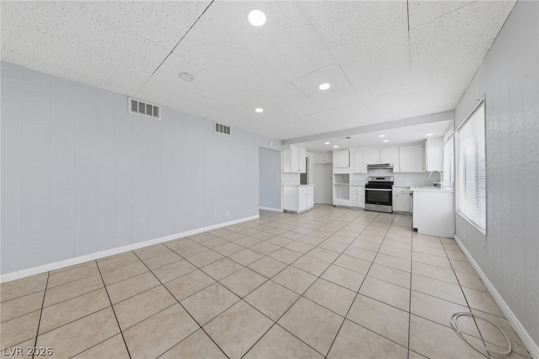 2749 Long Court Property Photo 10