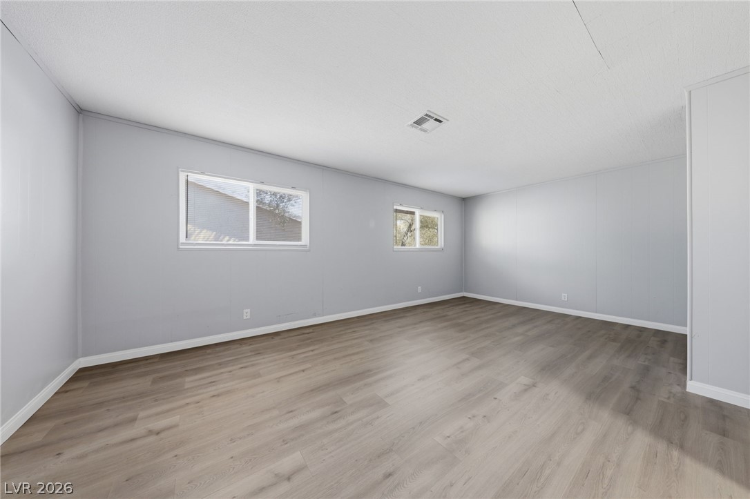 2749 Long Court Property Photo 18
