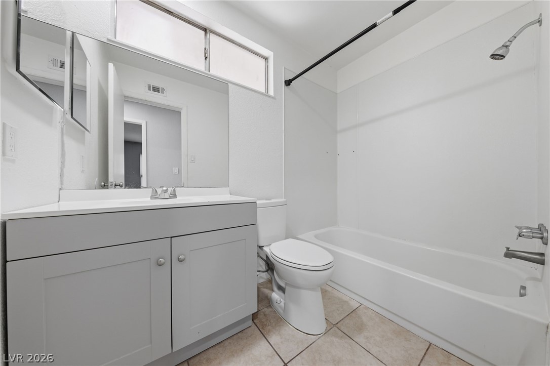 2749 Long Court Property Photo 24
