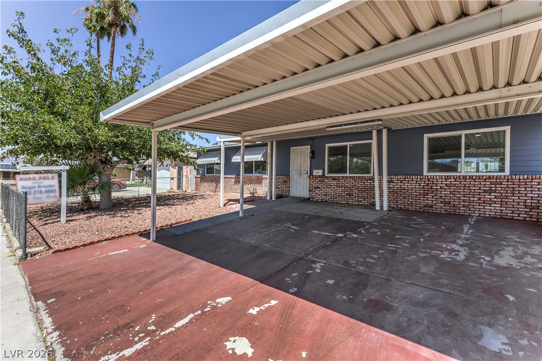 2232 Matheson Street Property Photo 3
