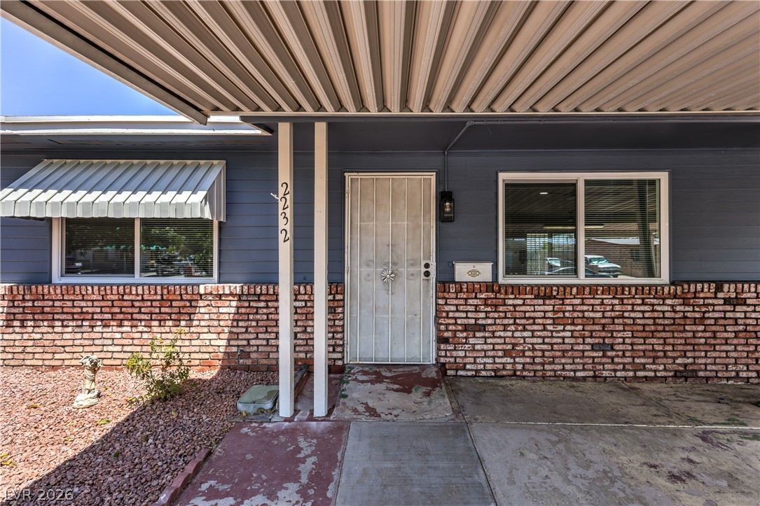 2232 Matheson Street Property Photo 4