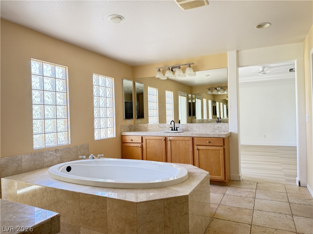 7009 Arcadia Creek Street Property Photo 25