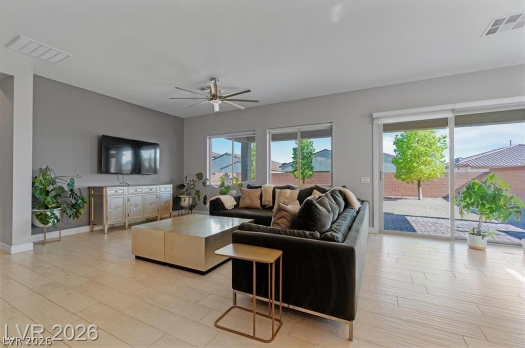 5953 Yellow Ridge Avenue Property Photo 15