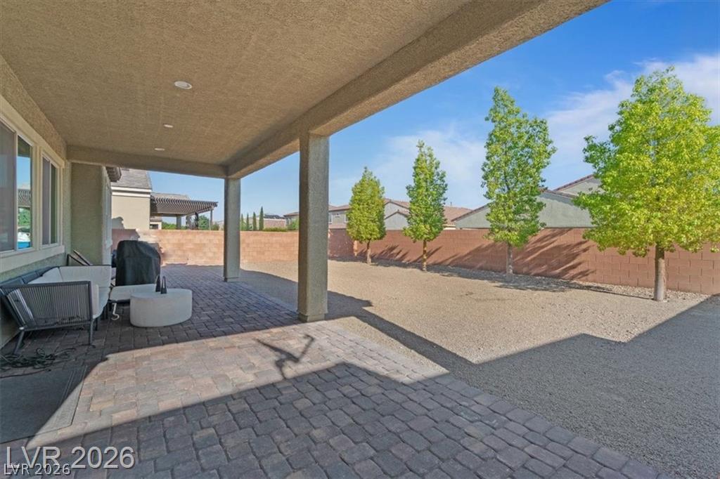 5953 Yellow Ridge Avenue Property Photo 32