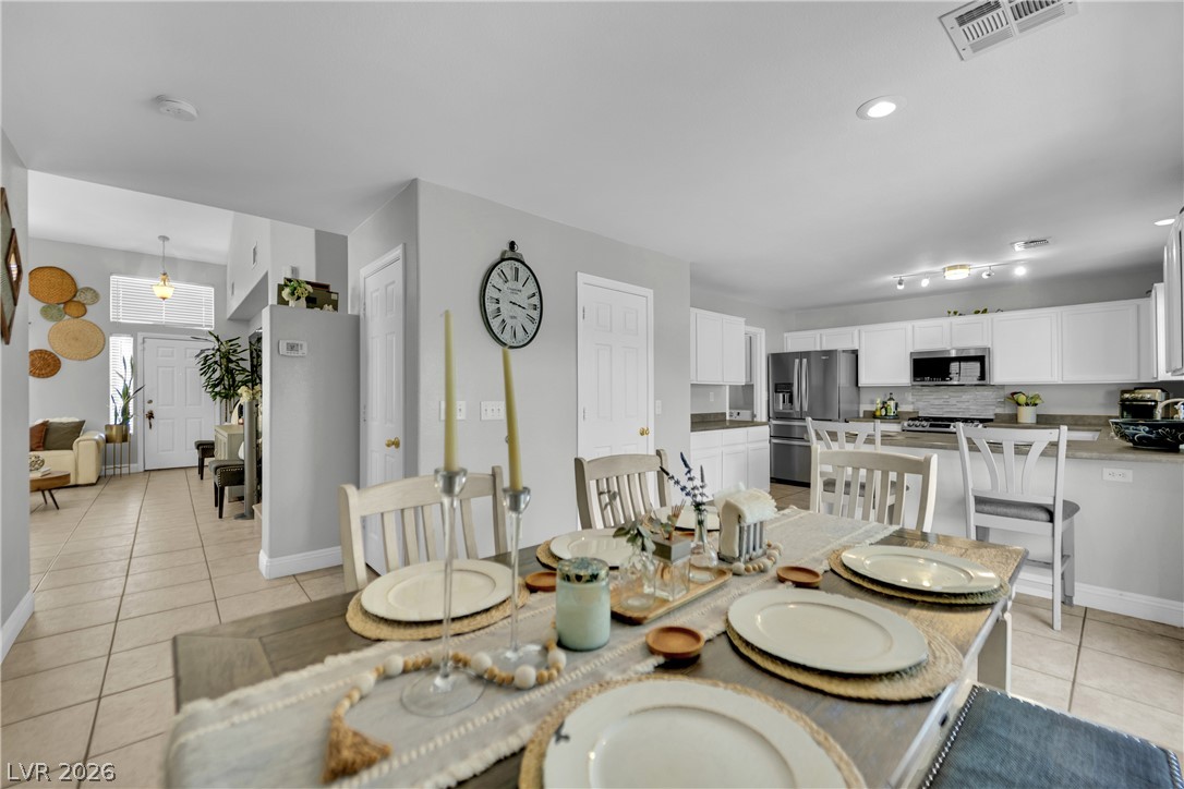 3726 Nestled Oak Avenue Property Photo 8