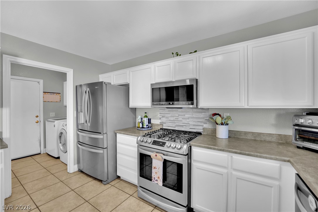 3726 Nestled Oak Avenue Property Photo 14