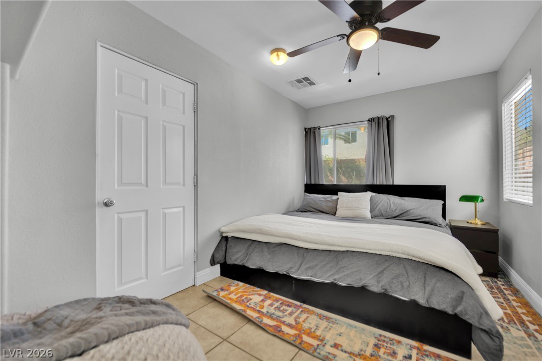 3726 Nestled Oak Avenue Property Photo 18