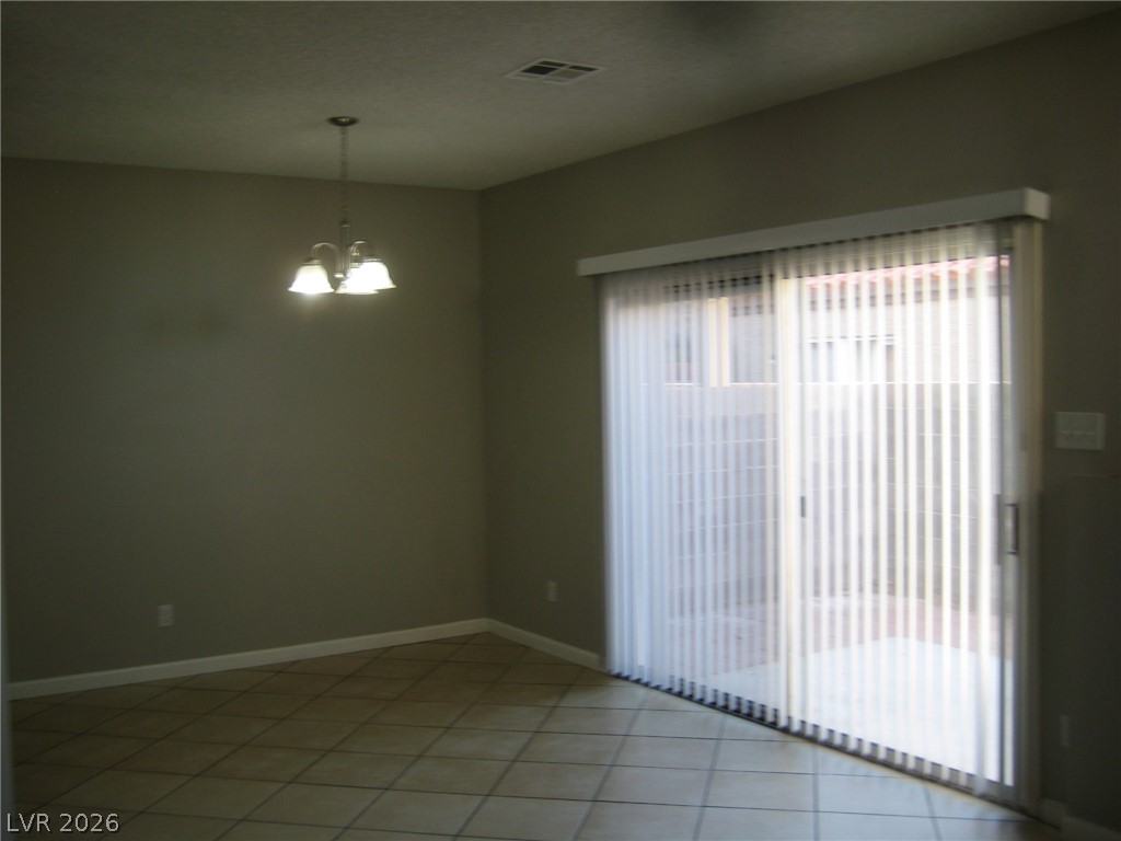 1709 Steamboat Drive Property Photo 7
