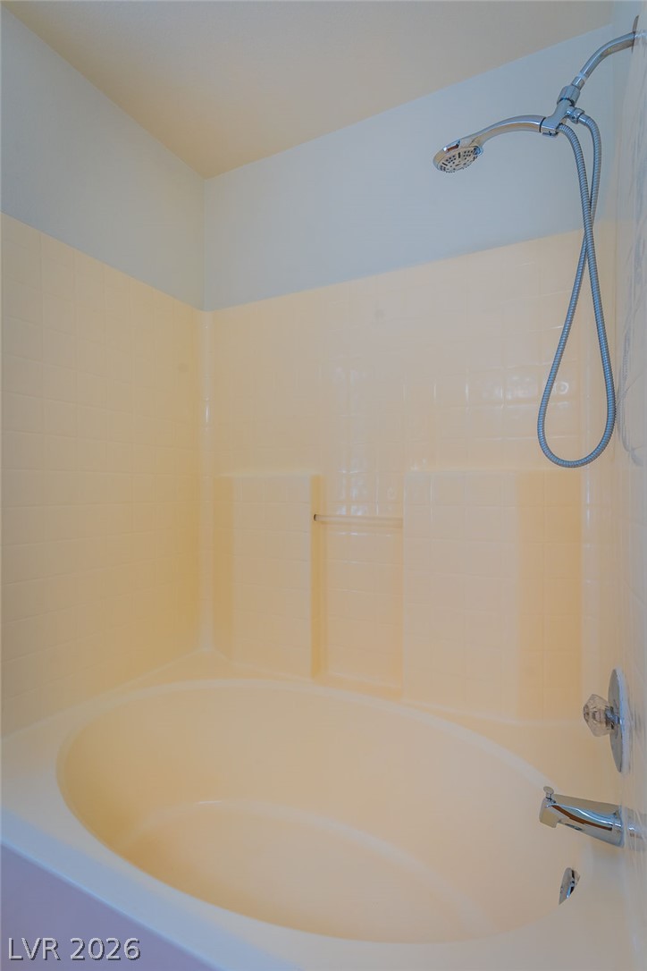 8924 Colorful Pines Avenue Property Photo 17