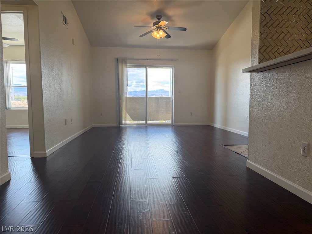 6650 West Warm Springs Road 2154 Property Photo 6