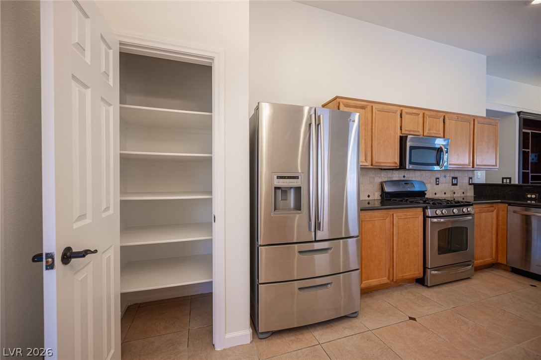 7660 Catalina Harbor Street Property Photo 13