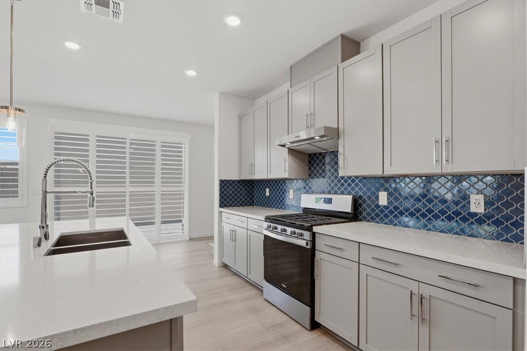 9105 Nostrand Avenue Property Photo 9
