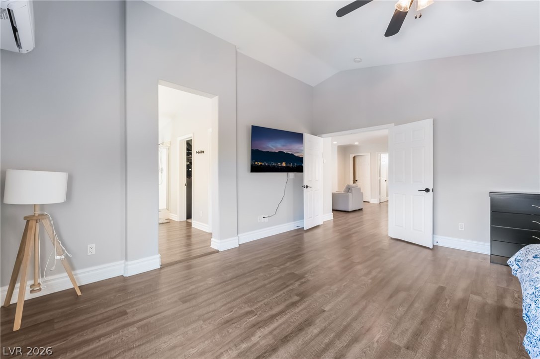 9762 Valmeyer Avenue Property Photo 19