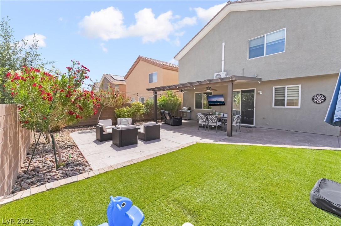 9762 Valmeyer Avenue Property Photo 32