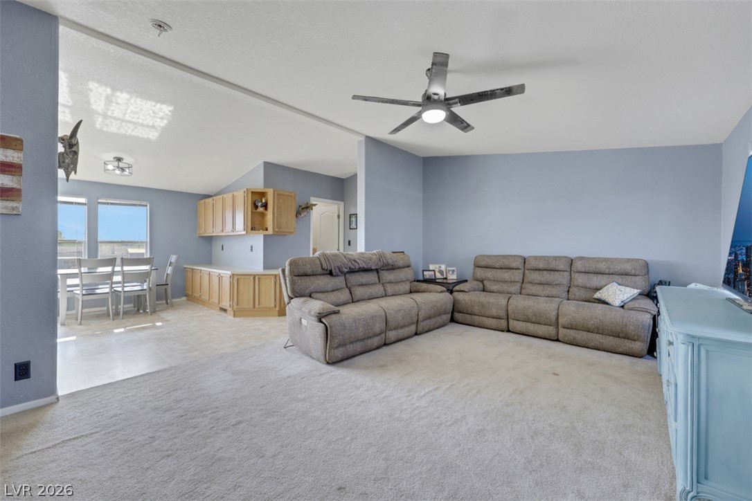 1550 Sky Road Property Photo 12