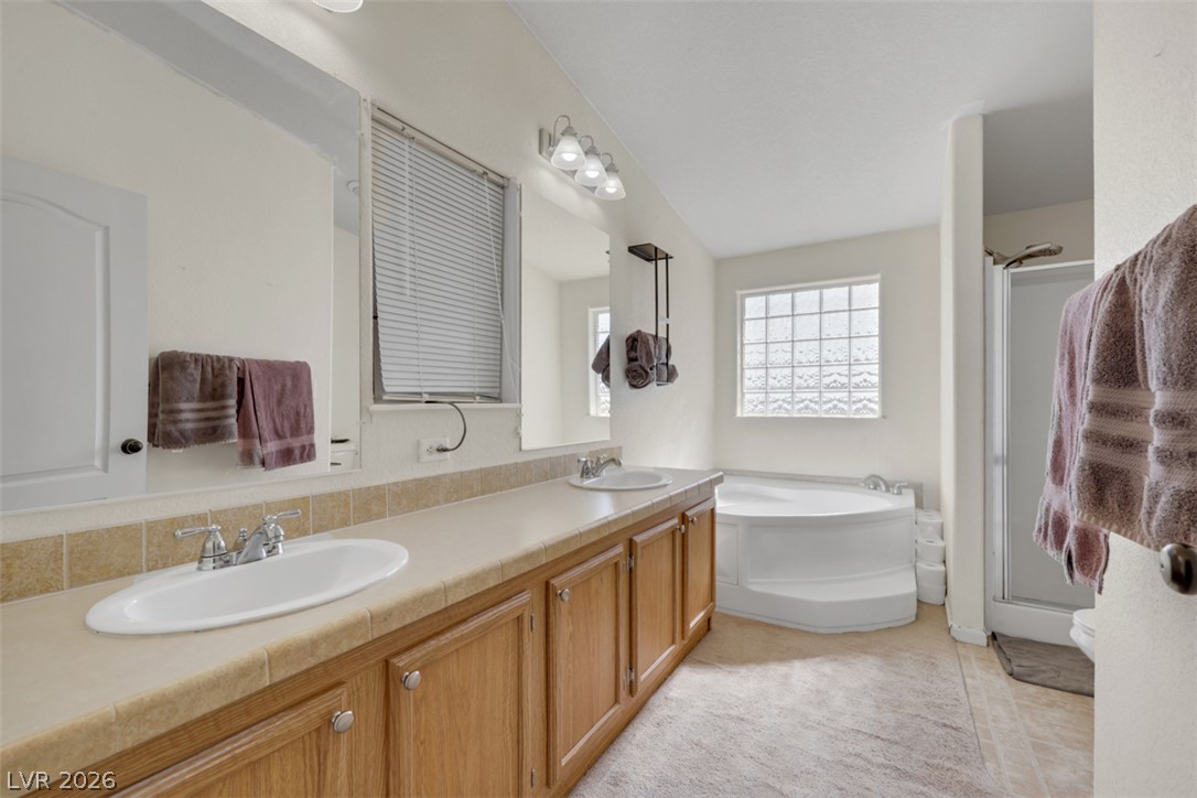 1550 Sky Road Property Photo 19