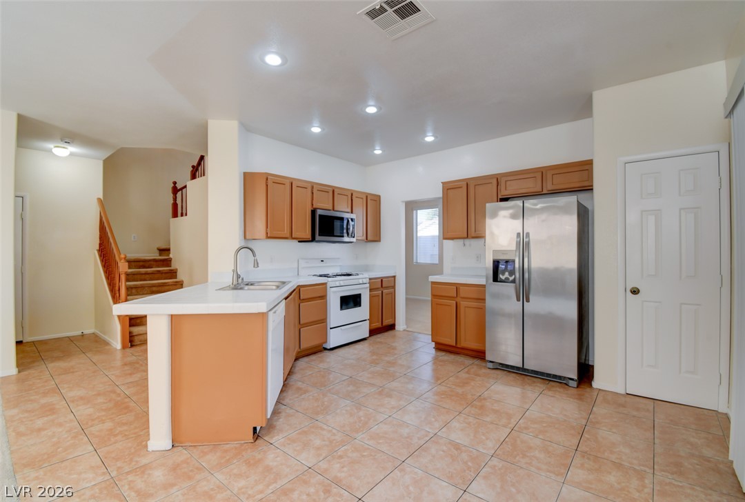 8040 Tailwind Avenue Property Photo 16